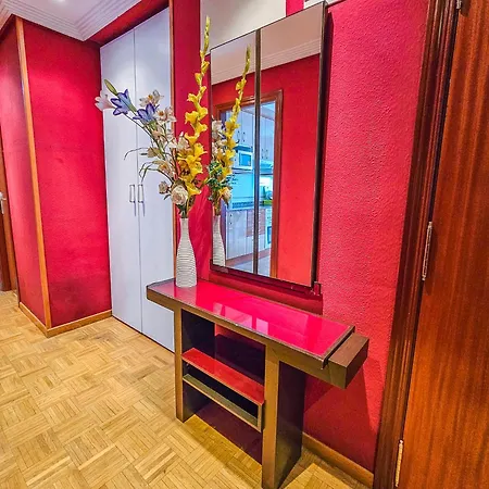 Apartment 3 Large Modern Flat With Private Parking