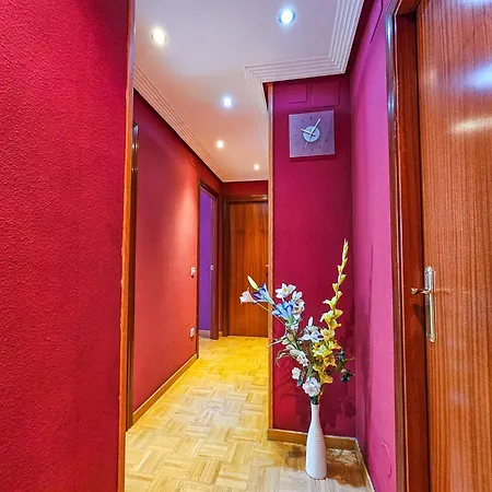 3 Large Modern Flat With Private Parking اوفيدو
